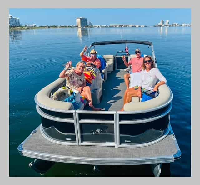 Pensacola-Beach-Luxury-Tritoon-Rental