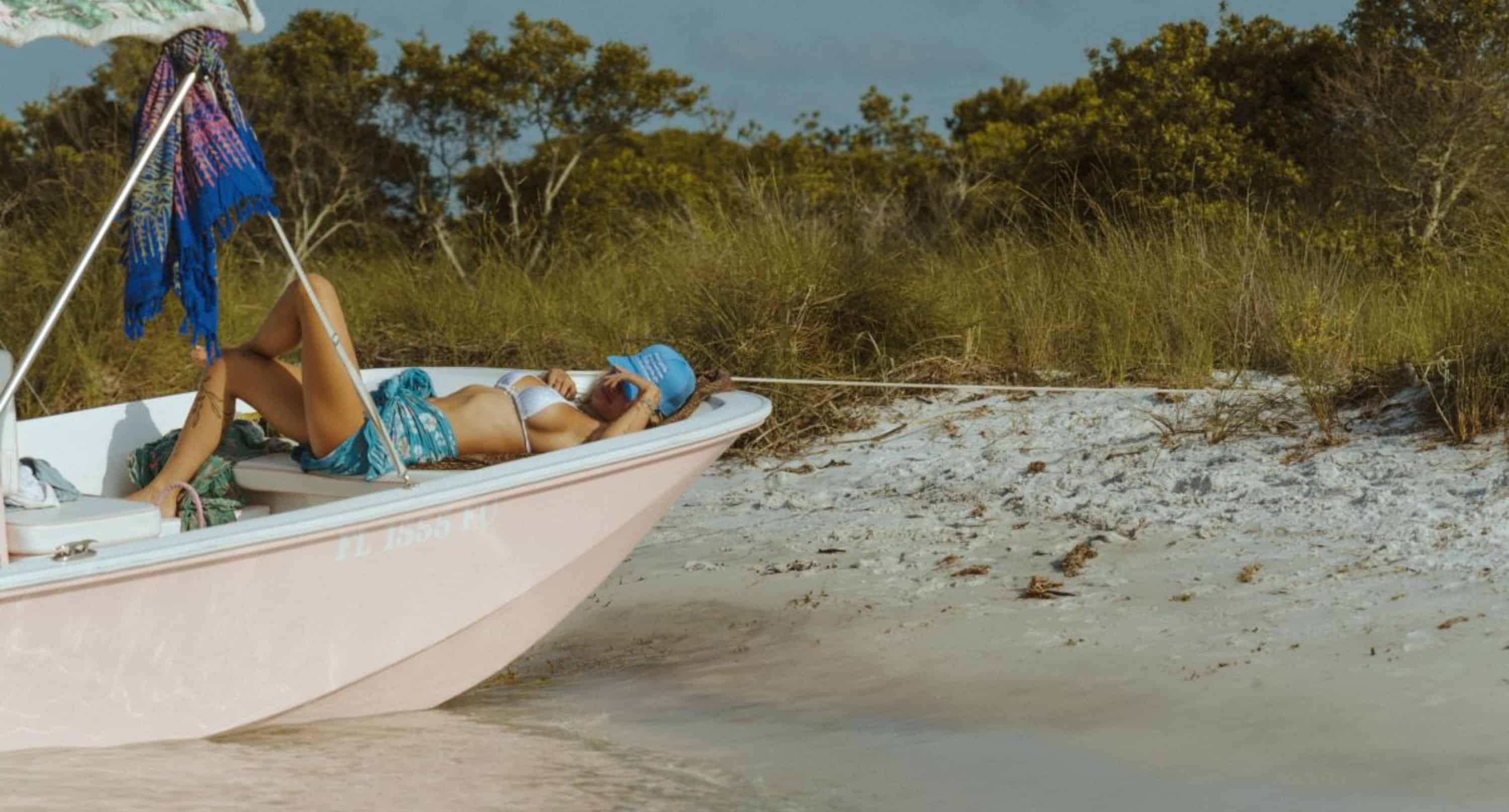 Fort-Walton-Beach-Seas-The-Day-Island-Getaway