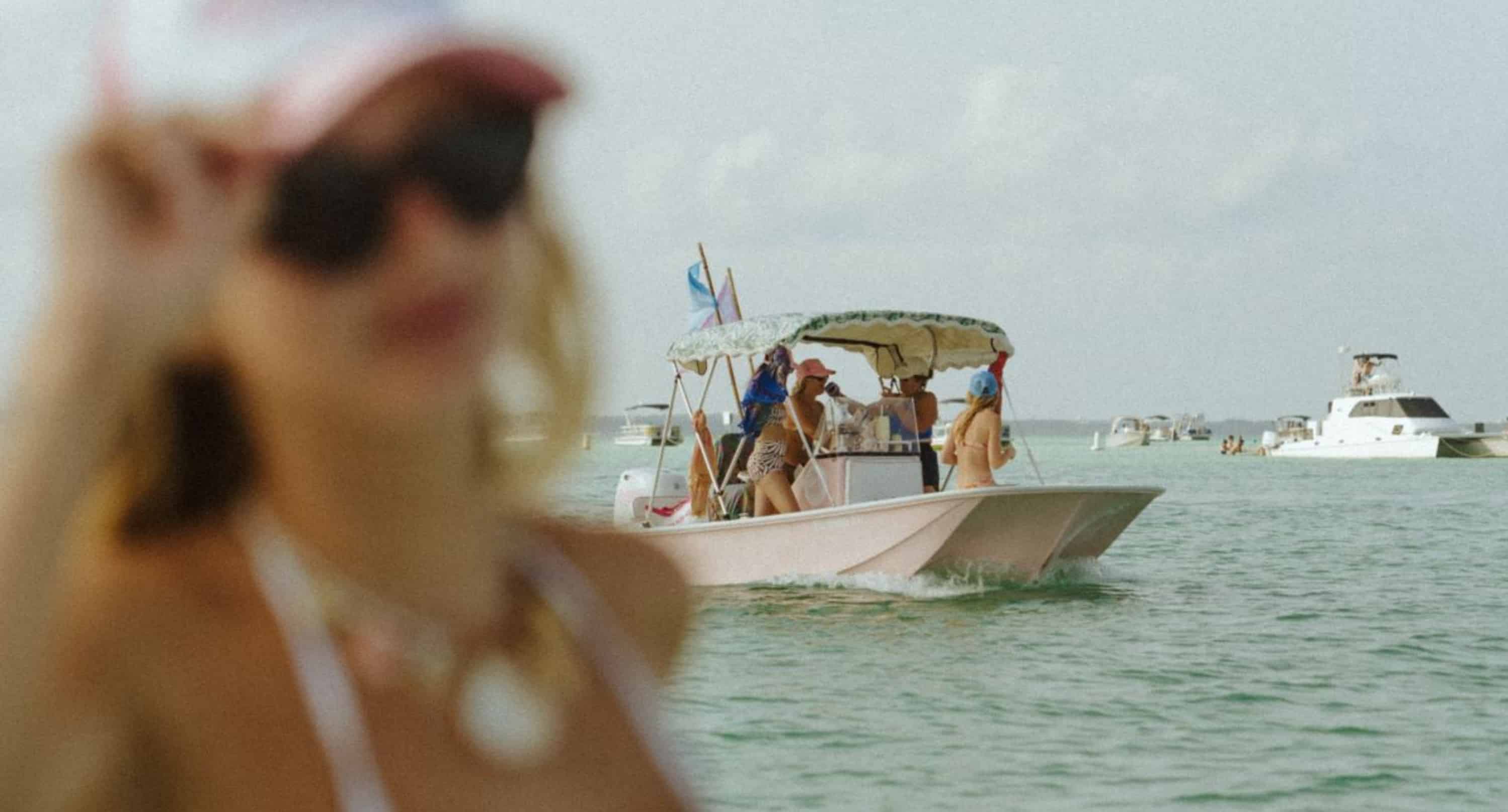 Fort-Walton-Beach-Seas-The-Day-Island-Getaway