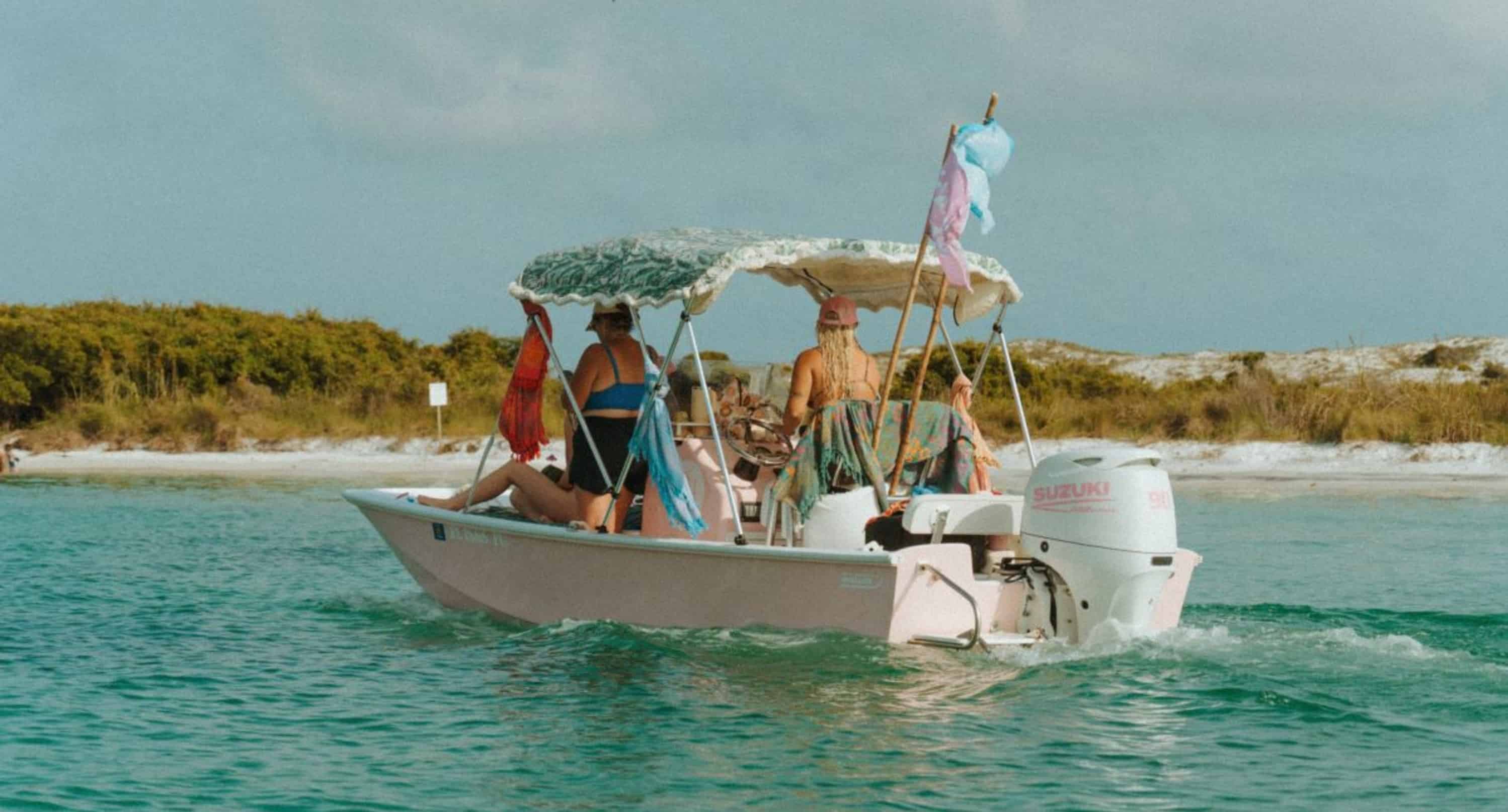 Fort-Walton-Beach-Seas-The-Day-Island-Getaway