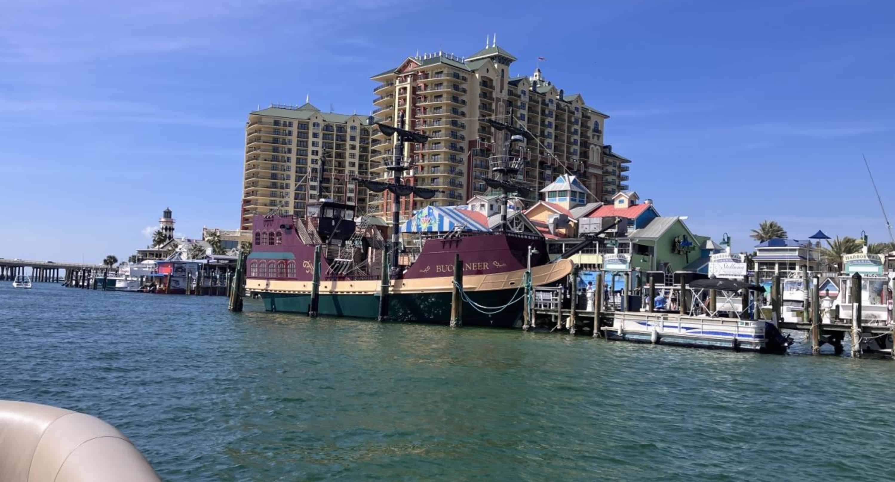 Destin-Crab-Island-Cruise-on-a-Bentley-Tritoon-with-Captain-and-Water-Toys