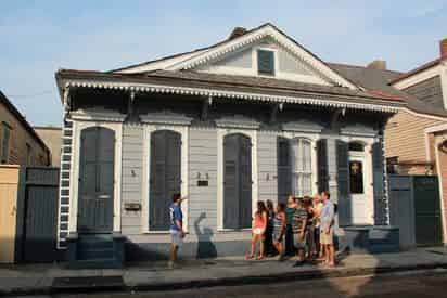 French Quarter and Cemetery Tour By New Orleans Legendary Walking Tours