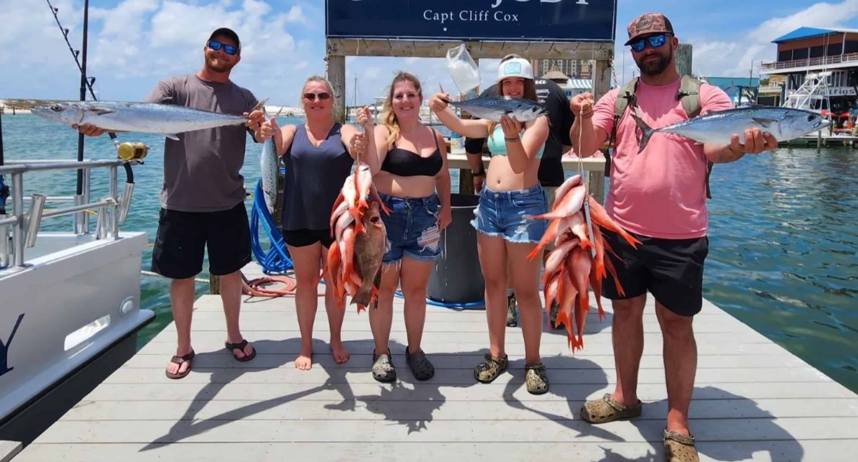 Destin-Deep-Sea-Family-Friendly-Party-Boat-Fishing