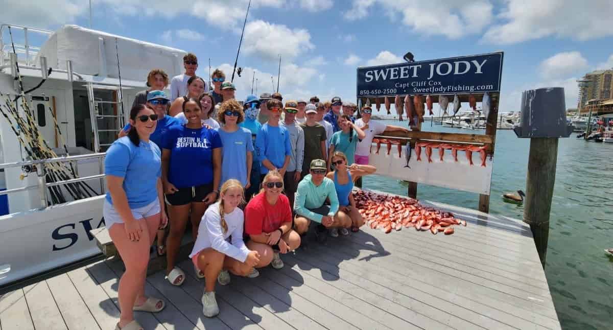 Destin-Deep-Sea-Family-Friendly-Party-Boat-Fishing
