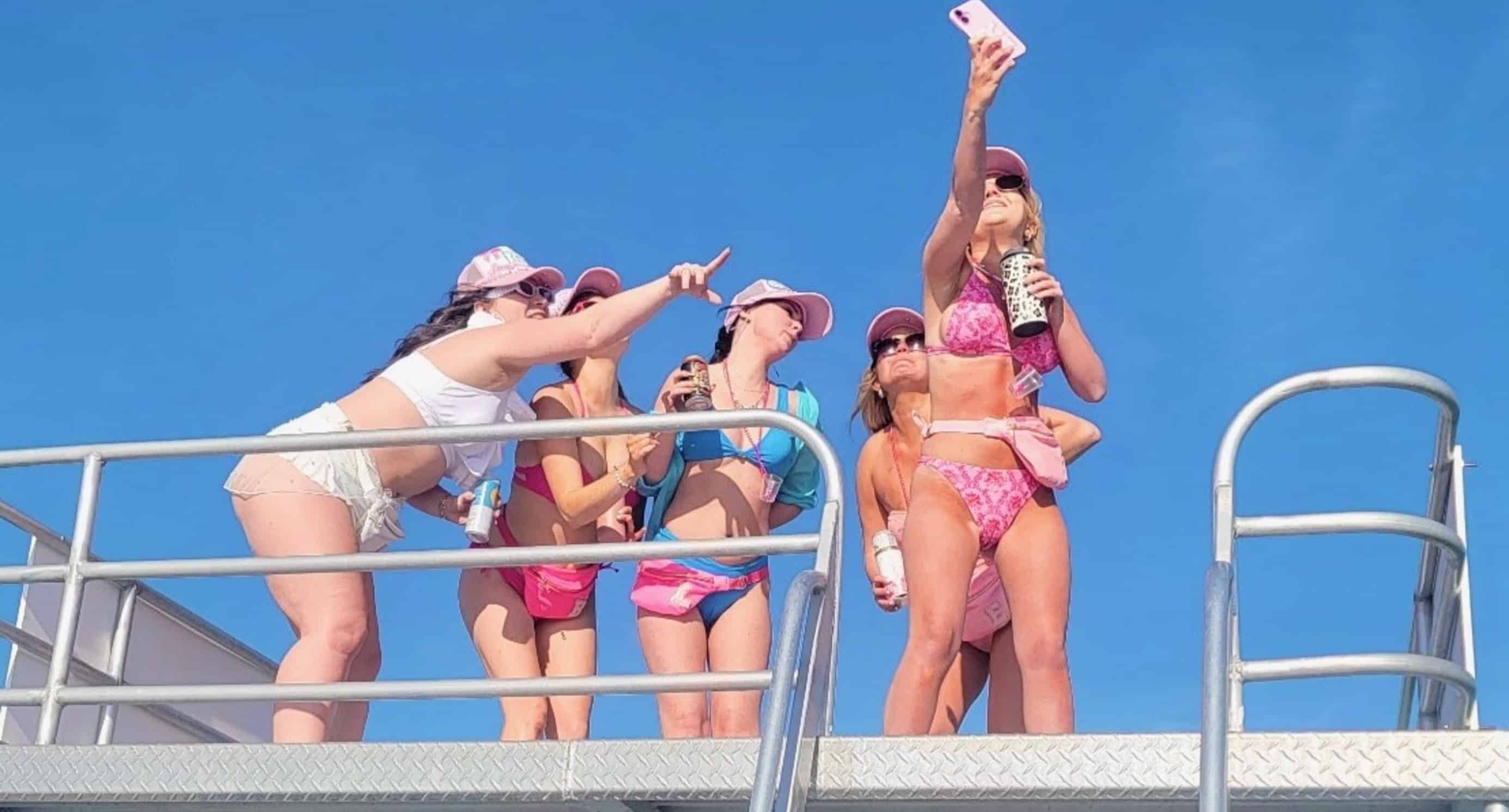 Orange-Beach-24-Foot-Double-Deck-Pontoon-With-Slide-And-115HP