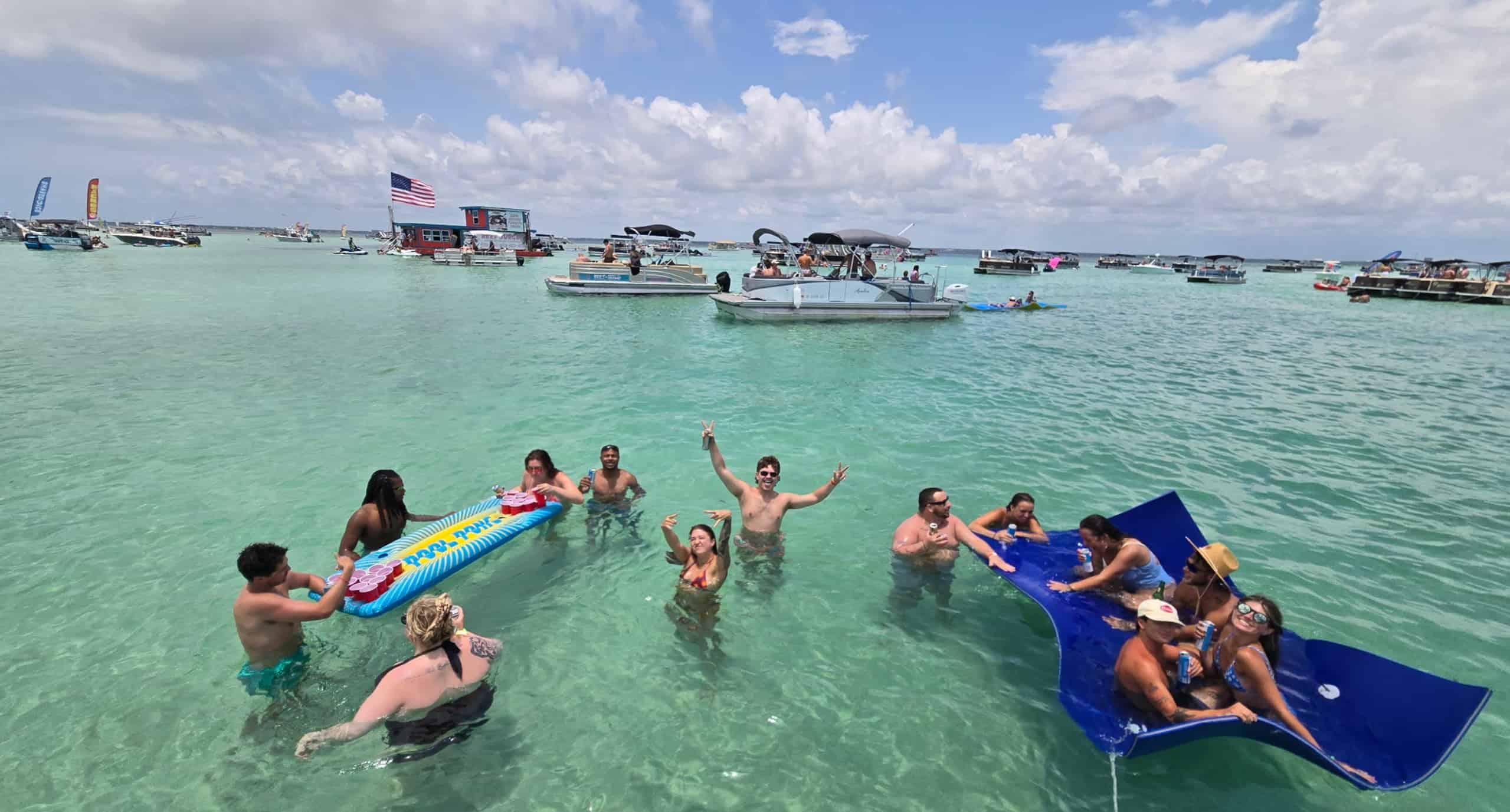 Fort-Walton-Beach-Xtreme-H20-Pontoon-Boat-Rental