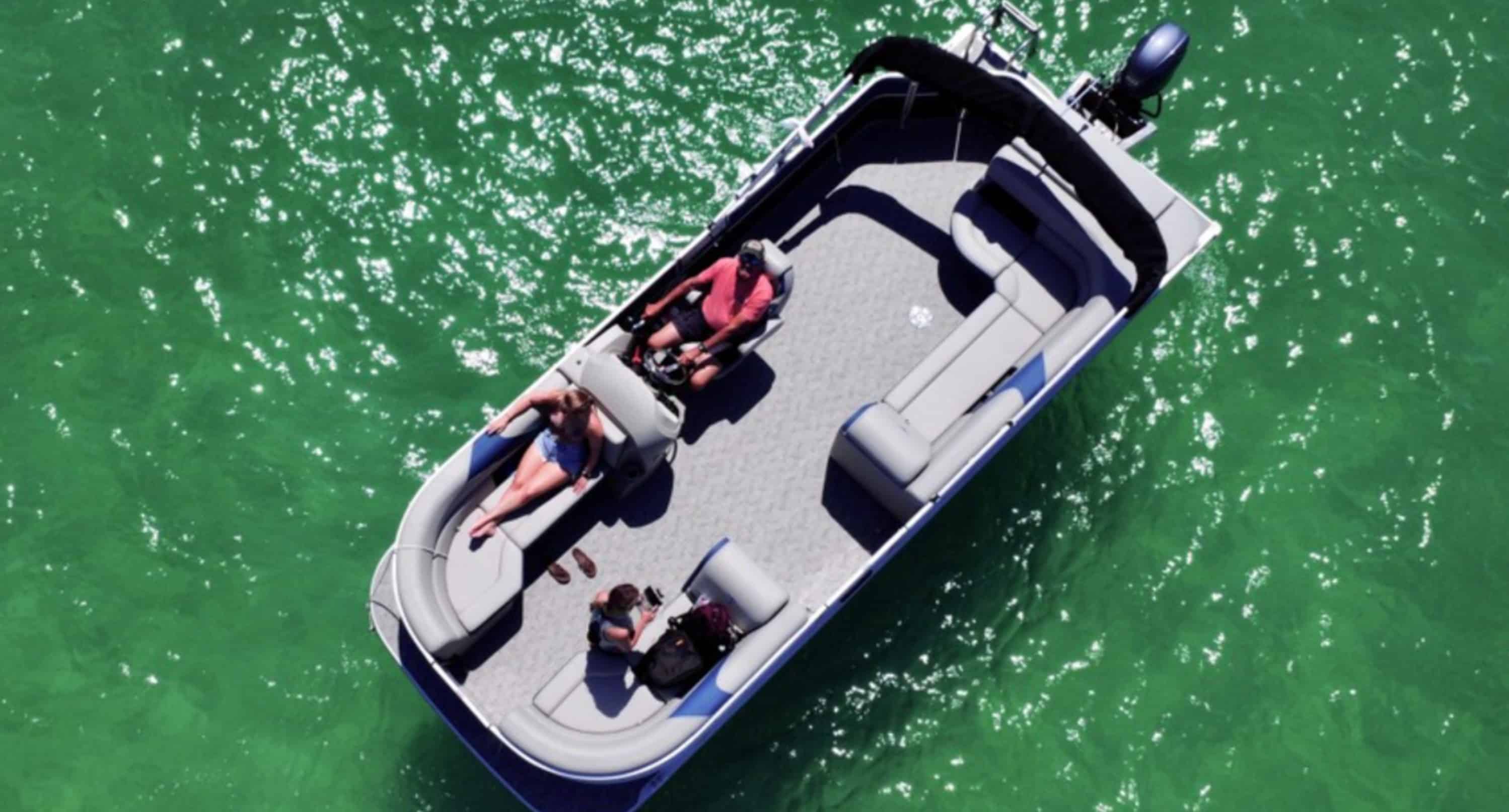 Panama-City-Beach-Half-Day-Pontoon-Rental-for-up-to-10-Passengers