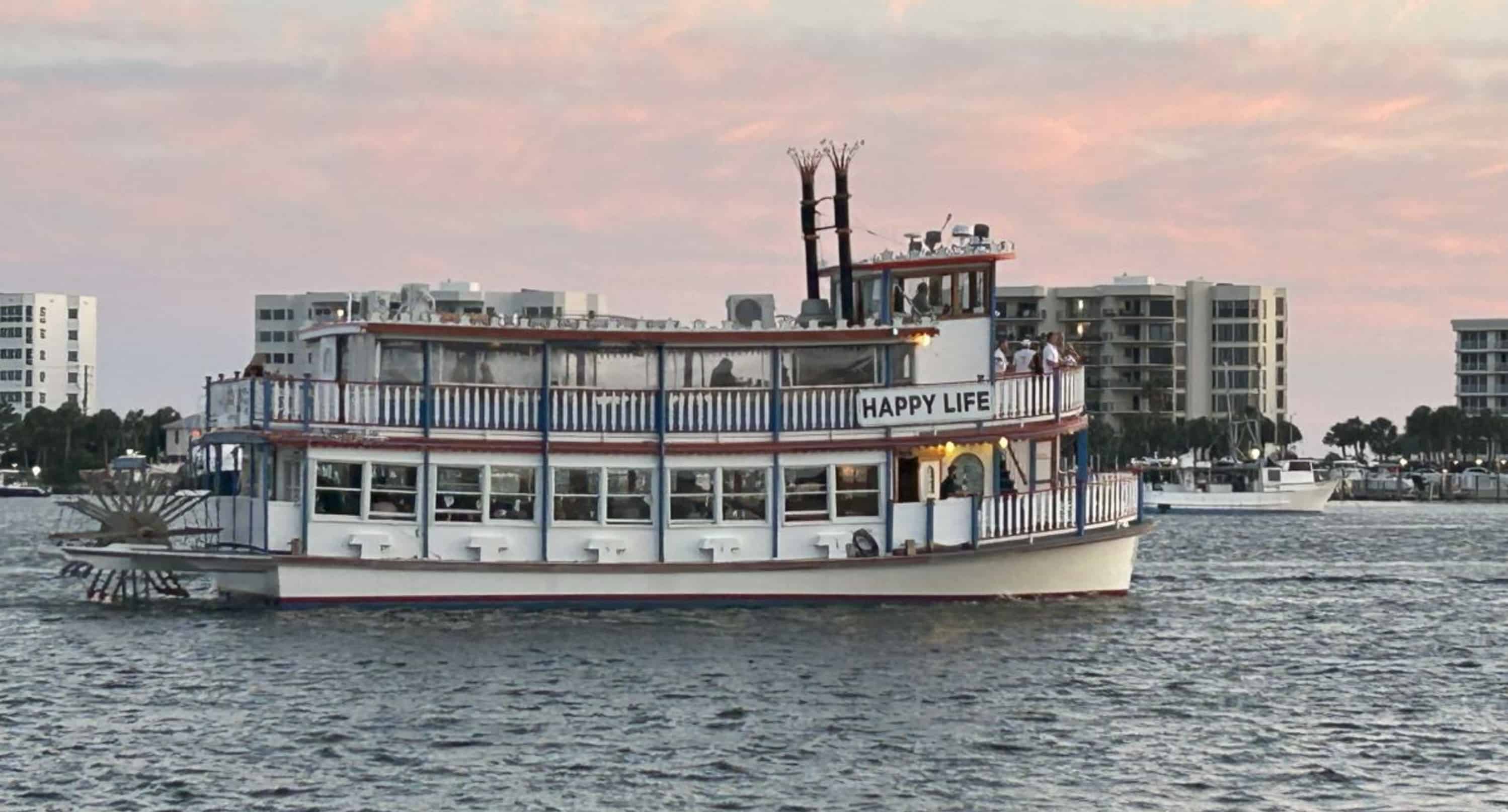 Destin-Harbor-Murder-Mystery-Dinner-Cruise