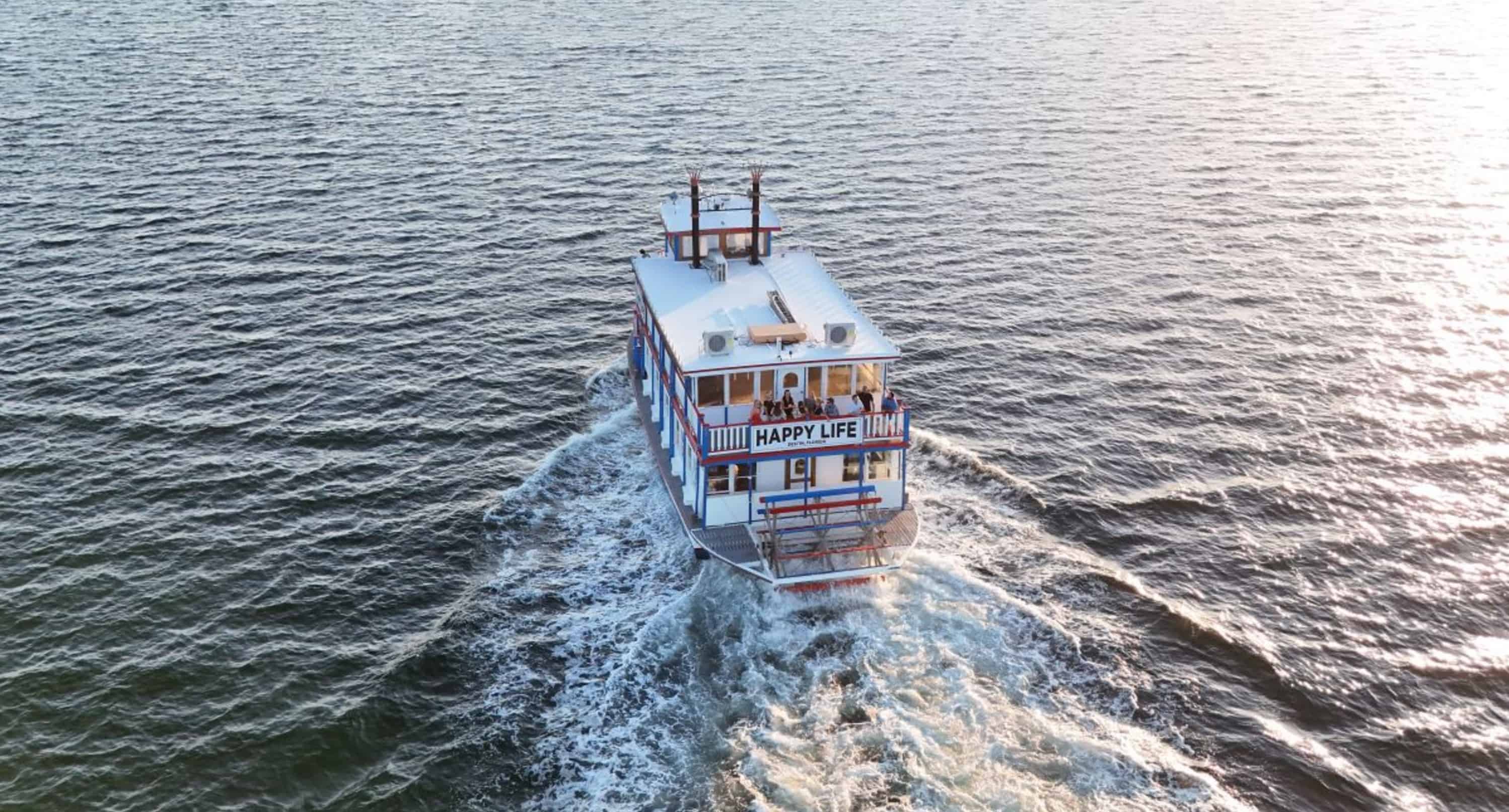 Destin-Harbor-Murder-Mystery-Dinner-Cruise