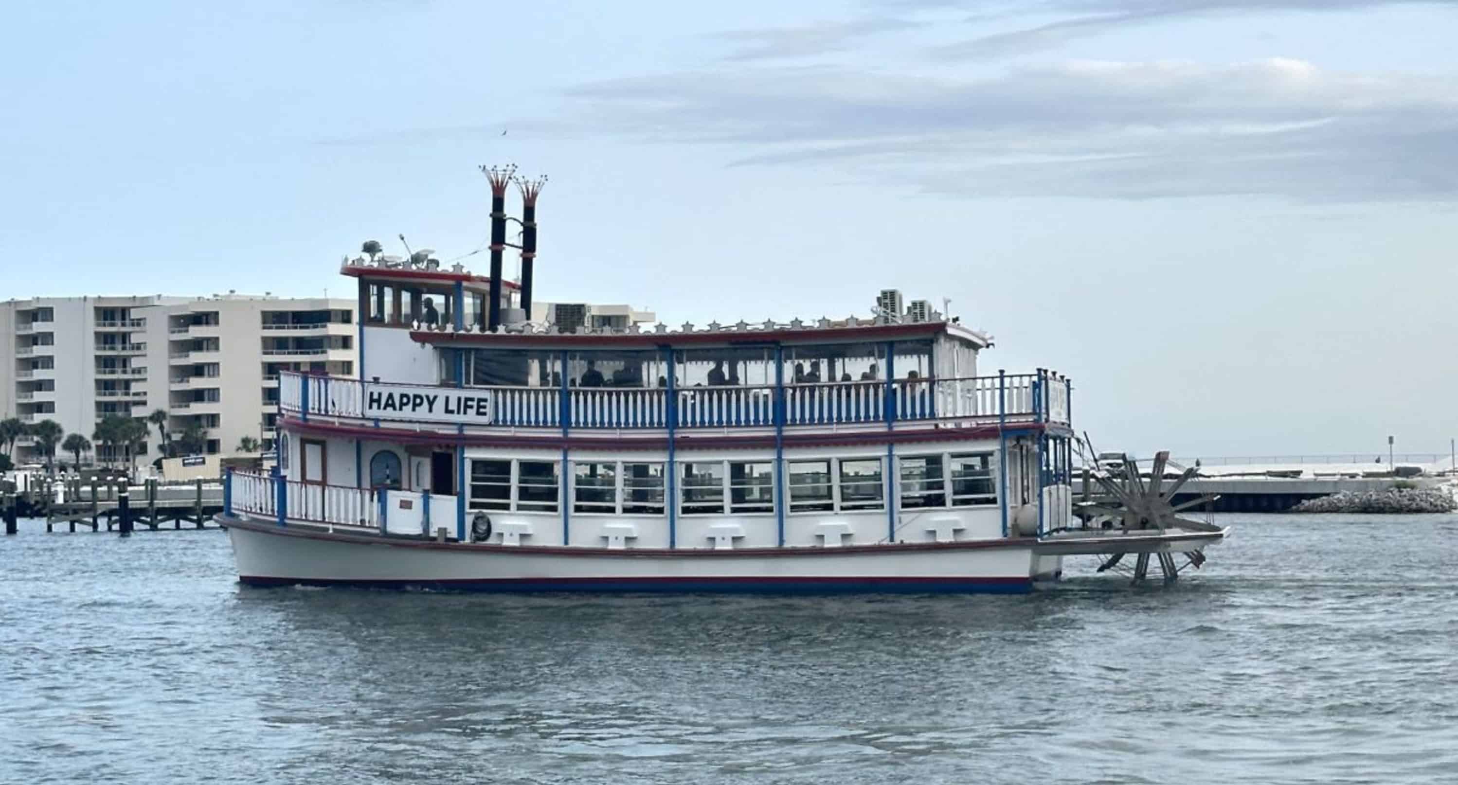 Destin-Harbor-Murder-Mystery-Dinner-Cruise