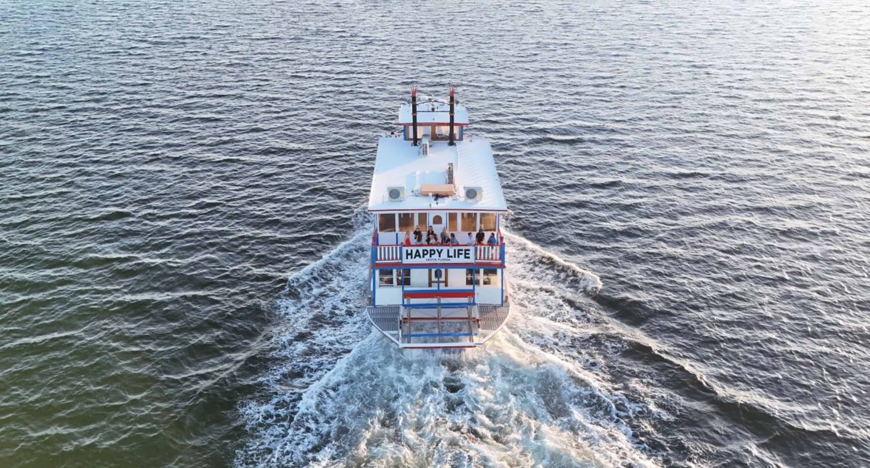 Destin-Harbor-Murder-Mystery-Dinner-Cruise
