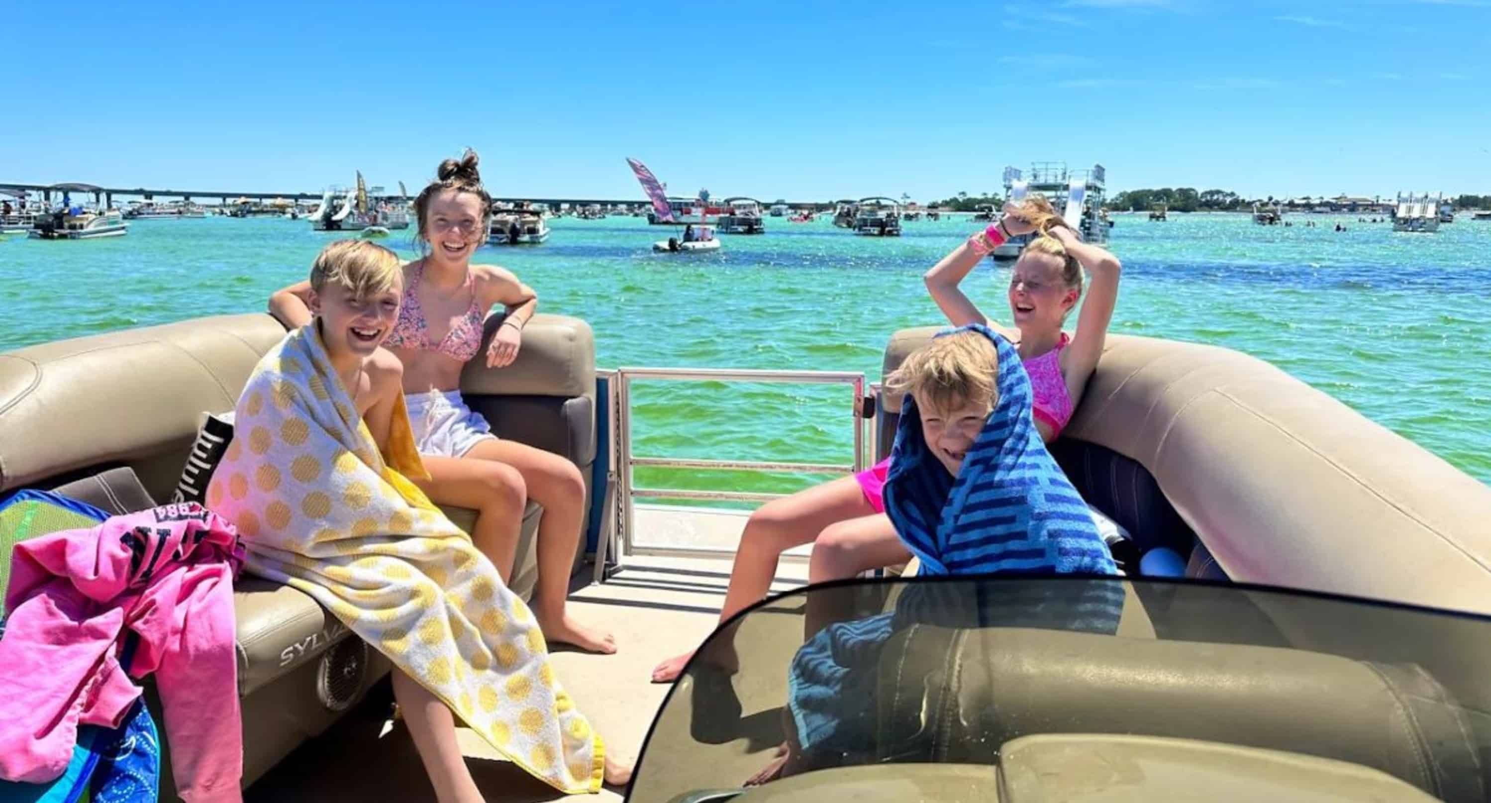 Fort-Walton-Beach-Private-Pontoon-Charter-with-Lounge-Floats