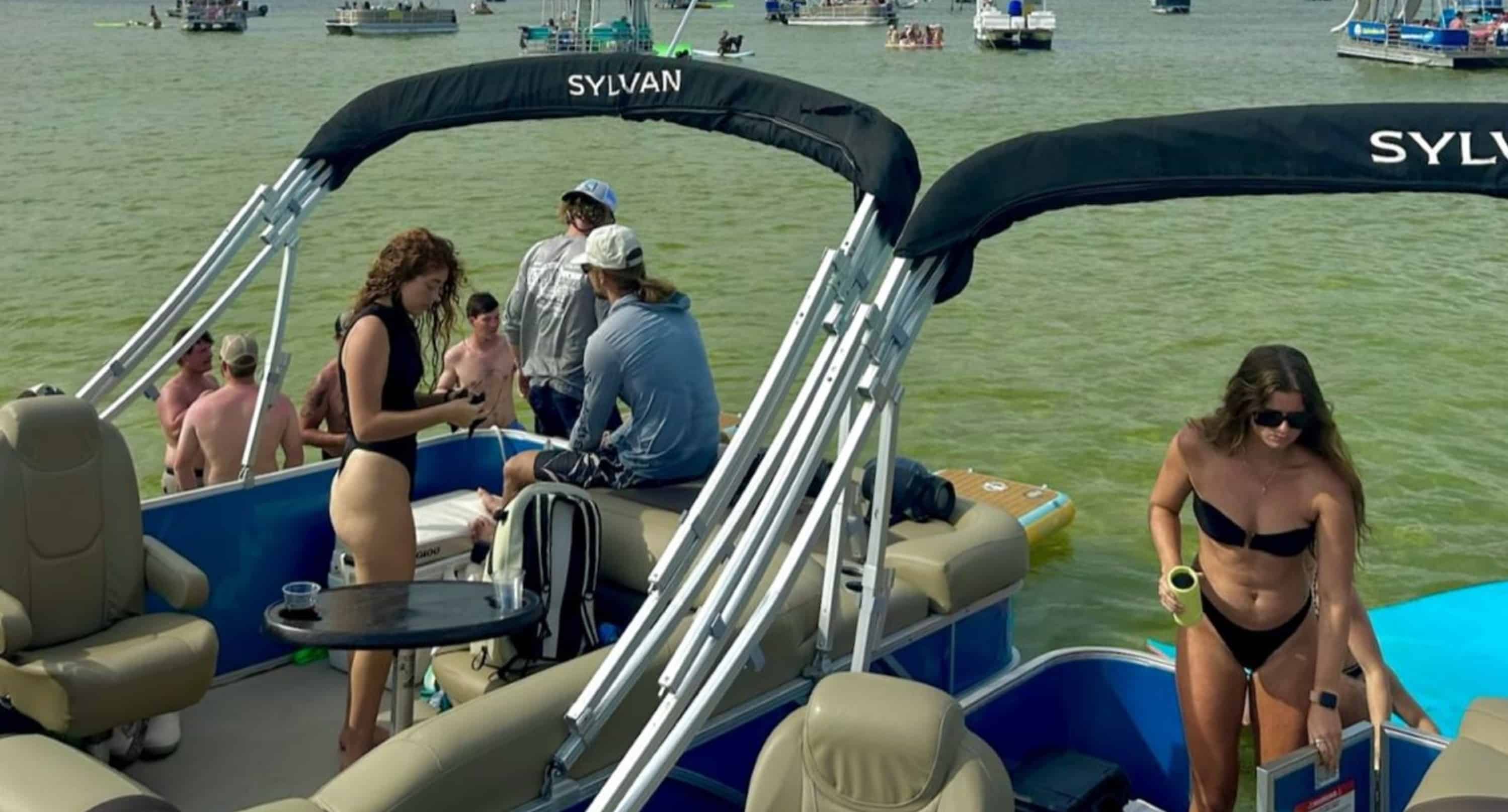 Fort-Walton-Beach-Private-Pontoon-Charter-with-Lounge-Floats