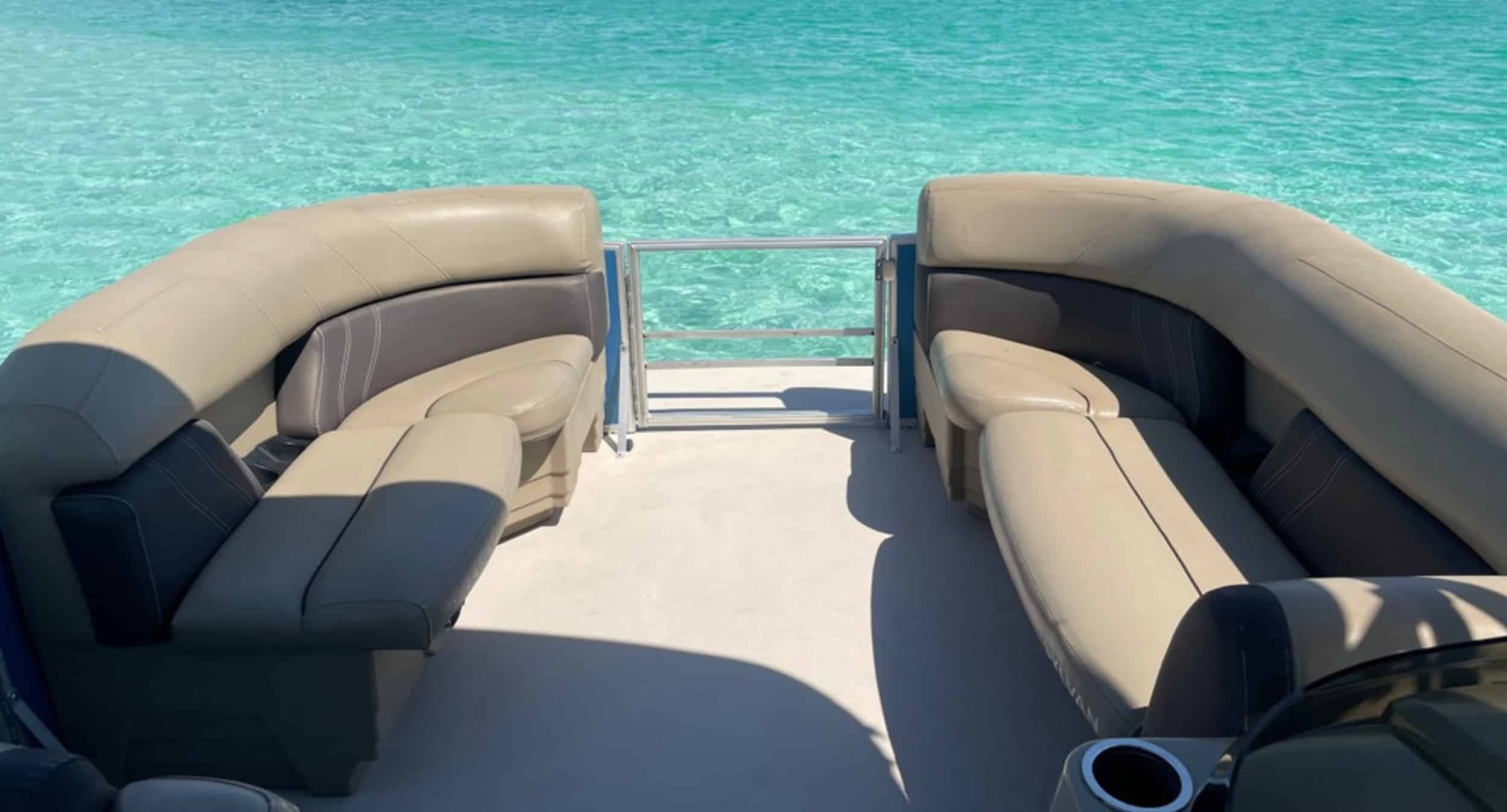 Fort-Walton-Beach-Private-Pontoon-Charter-with-Lounge-Floats