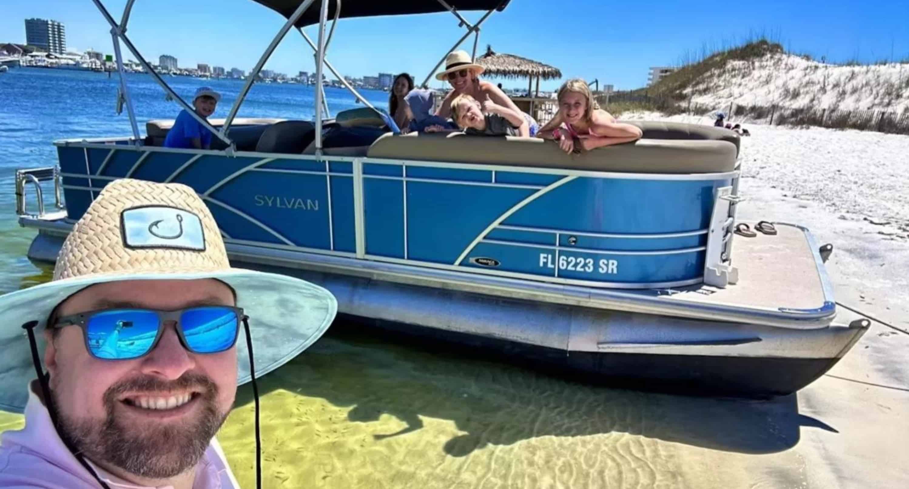 Fort-Walton-Beach-Private-Pontoon-Charter-with-Lounge-Floats