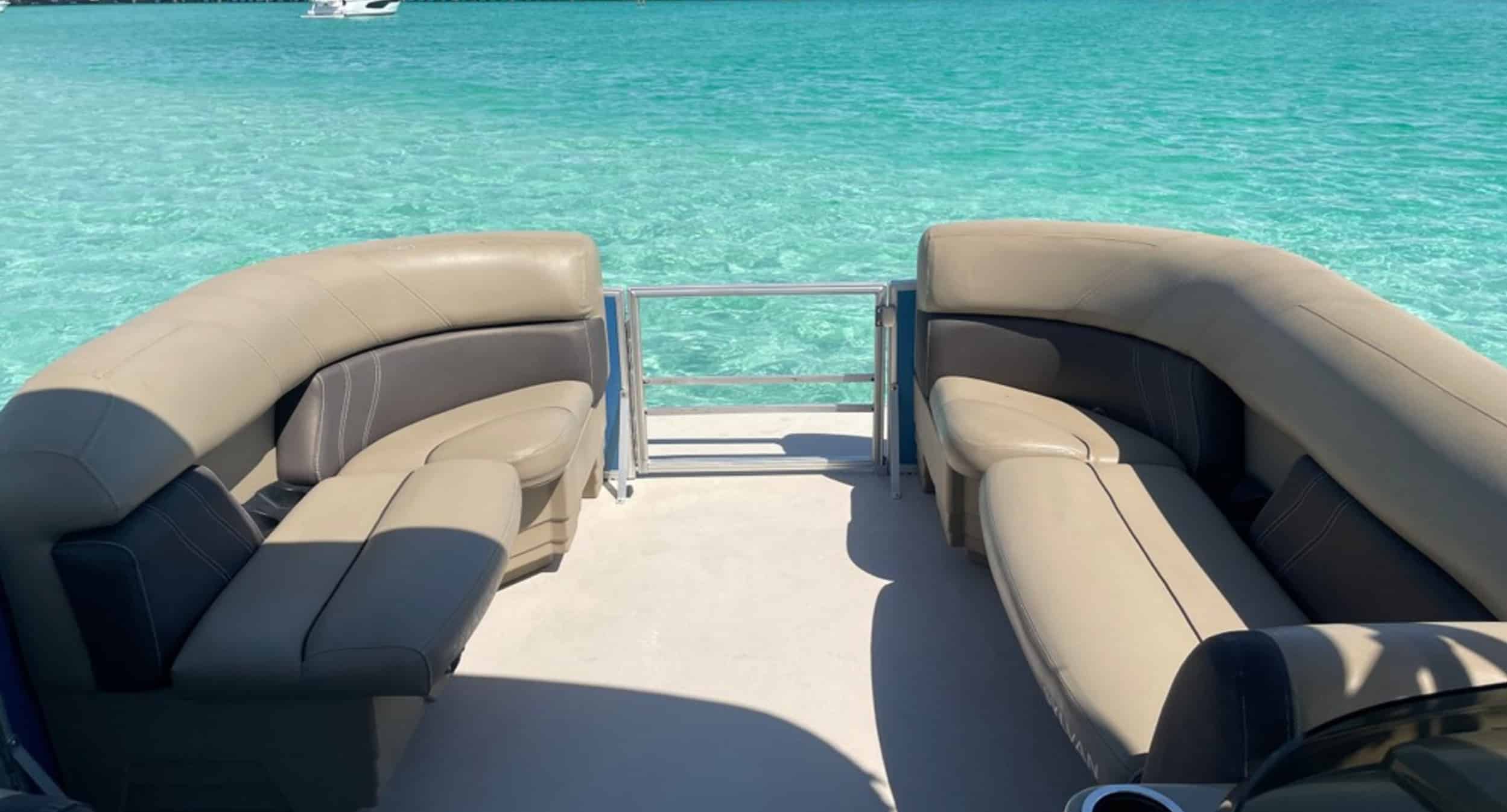 Fort-Walton-Beach-Private-Pontoon-Charter-with-Paddleboards