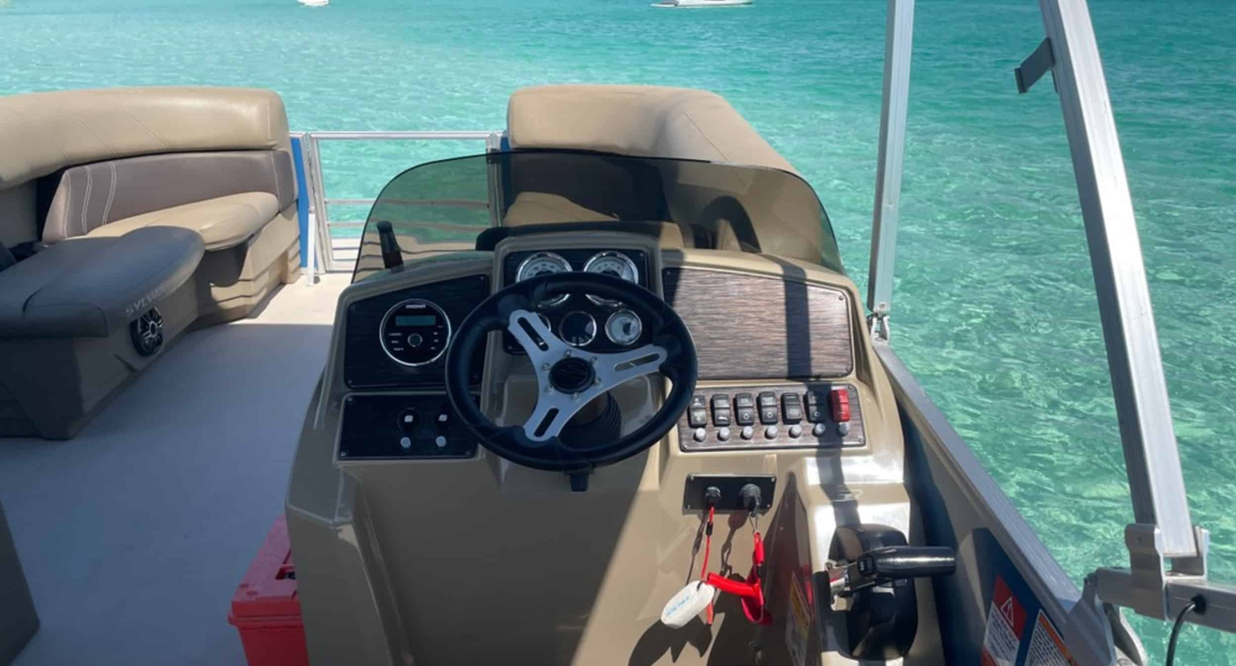 Fort-Walton-Beach-Private-Pontoon-Charter-with-Paddleboards
