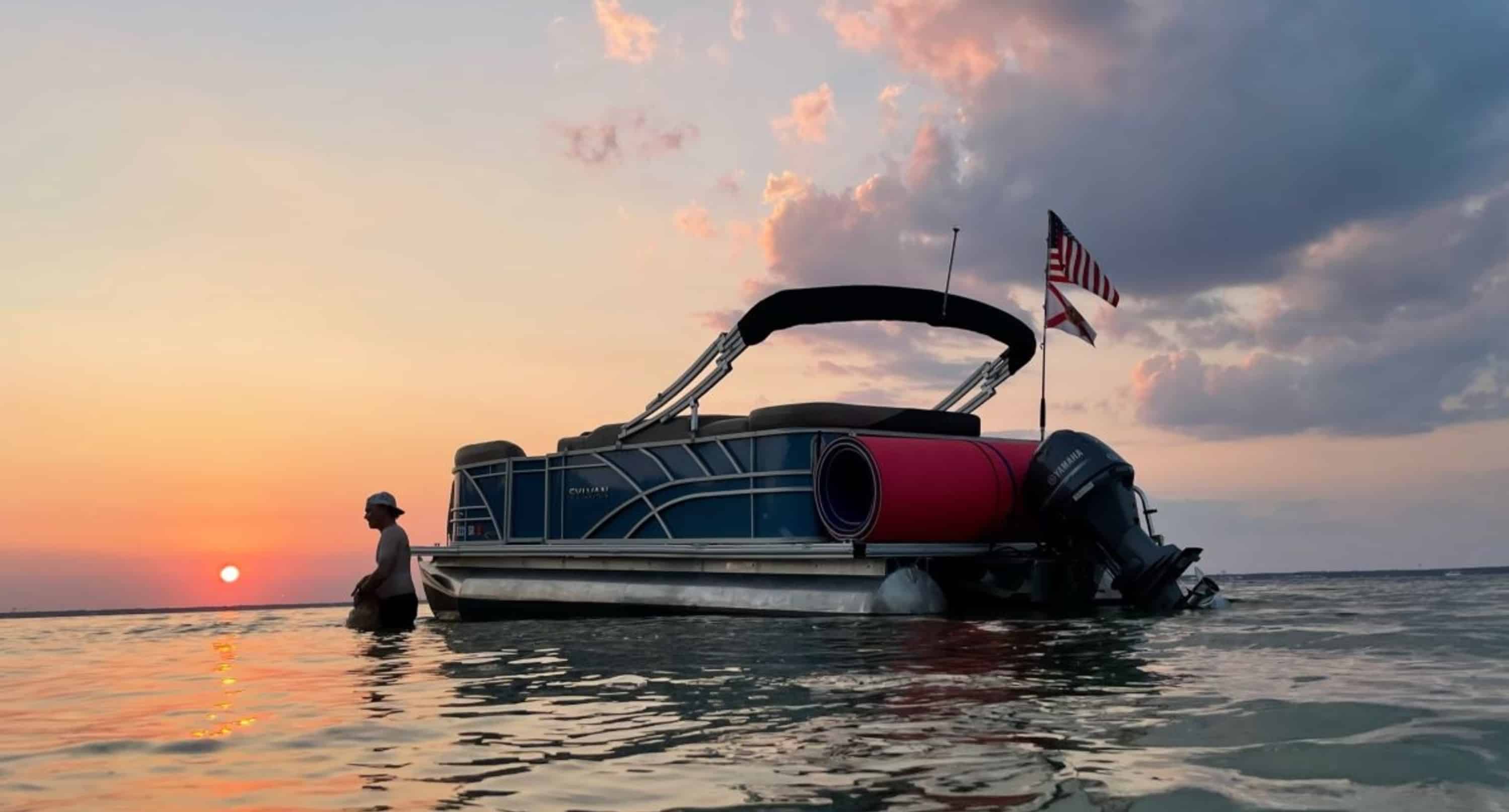 Fort-Walton-Beach-Private-Pontoon-Charter-with-Paddleboards