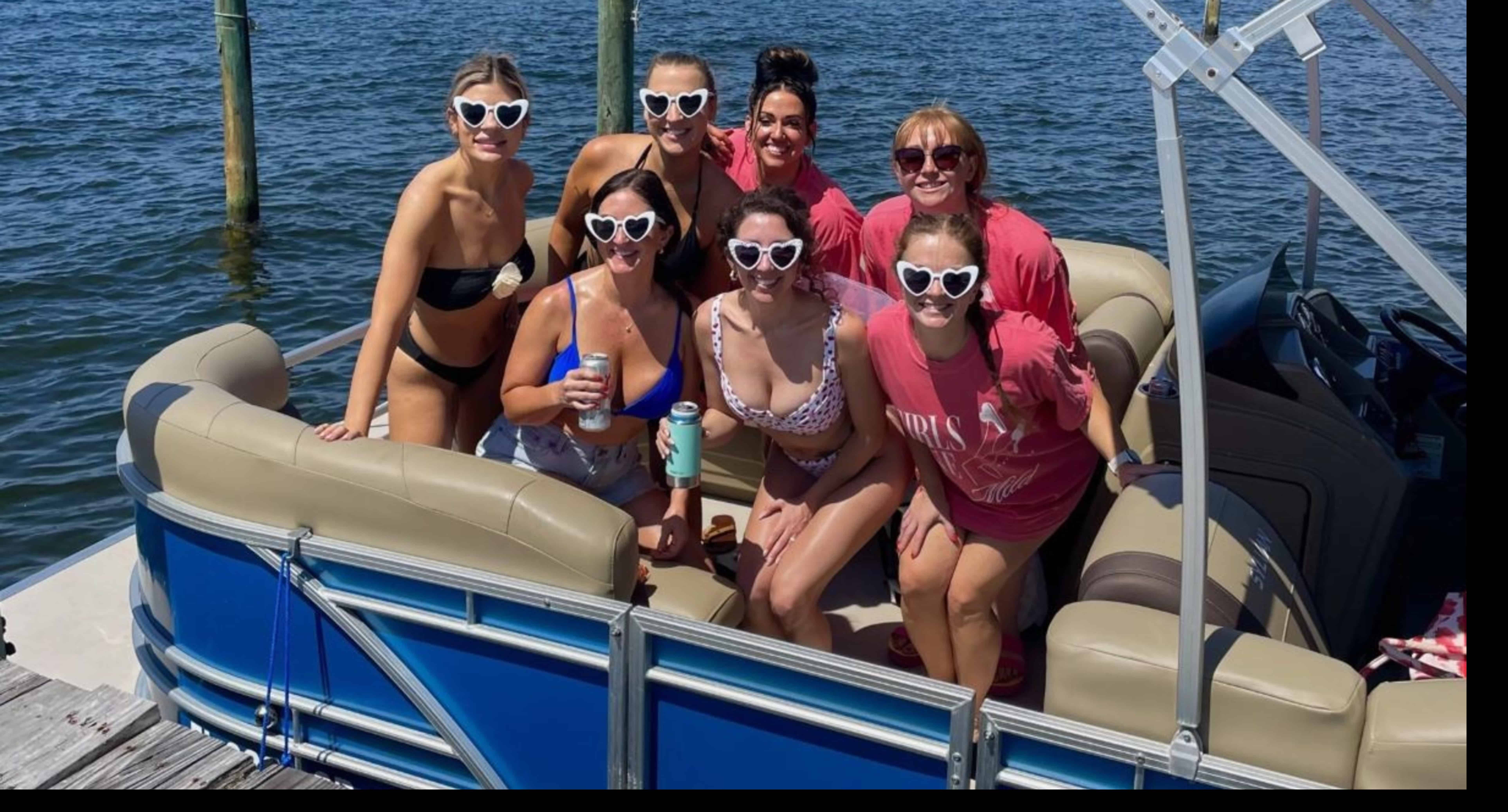Fort-Walton-Beach-Private-Pontoon-Charter-with-Paddleboards