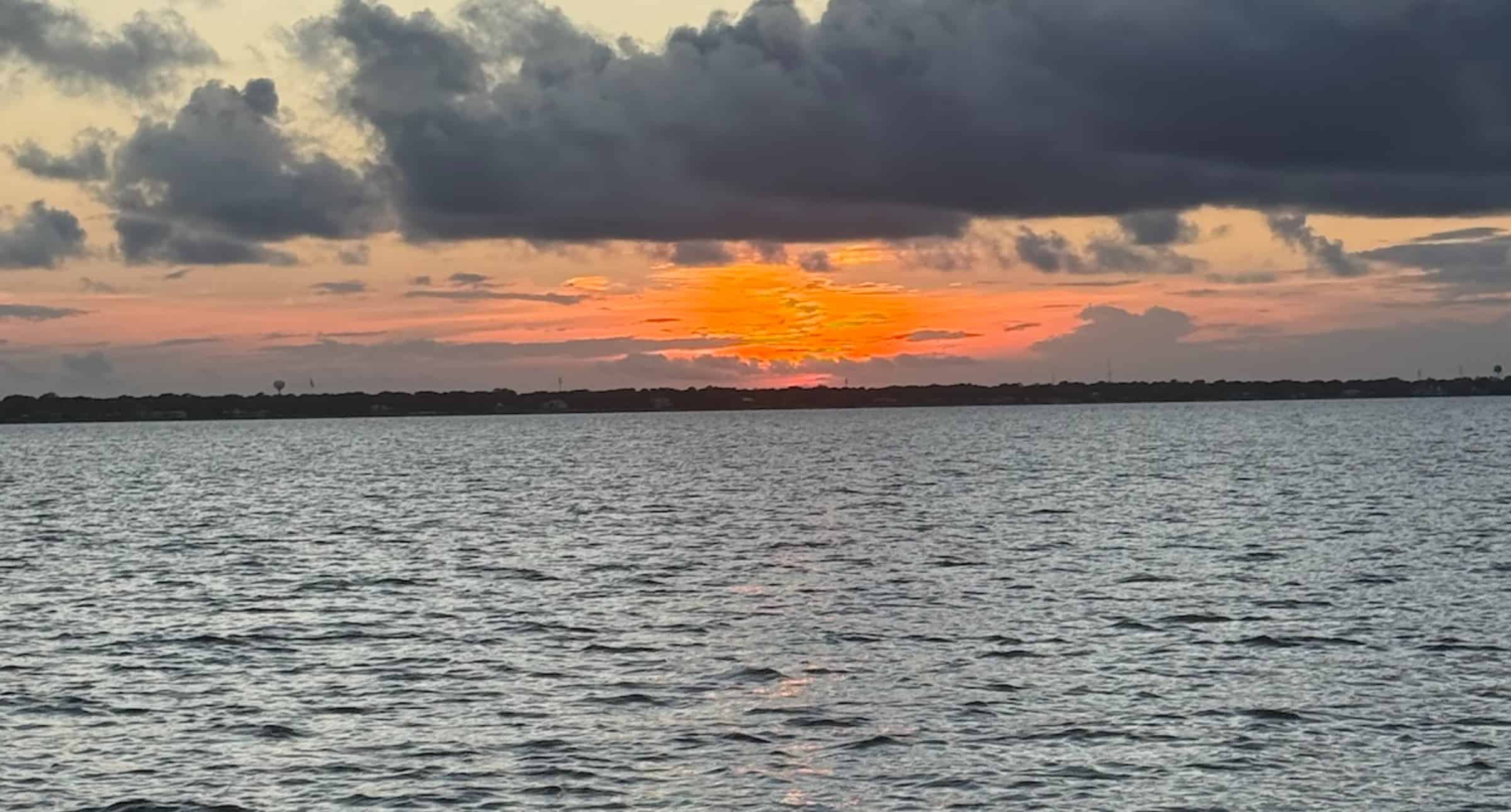 Fort-Walton-Beach-Sunset-Dolphin-Cruise