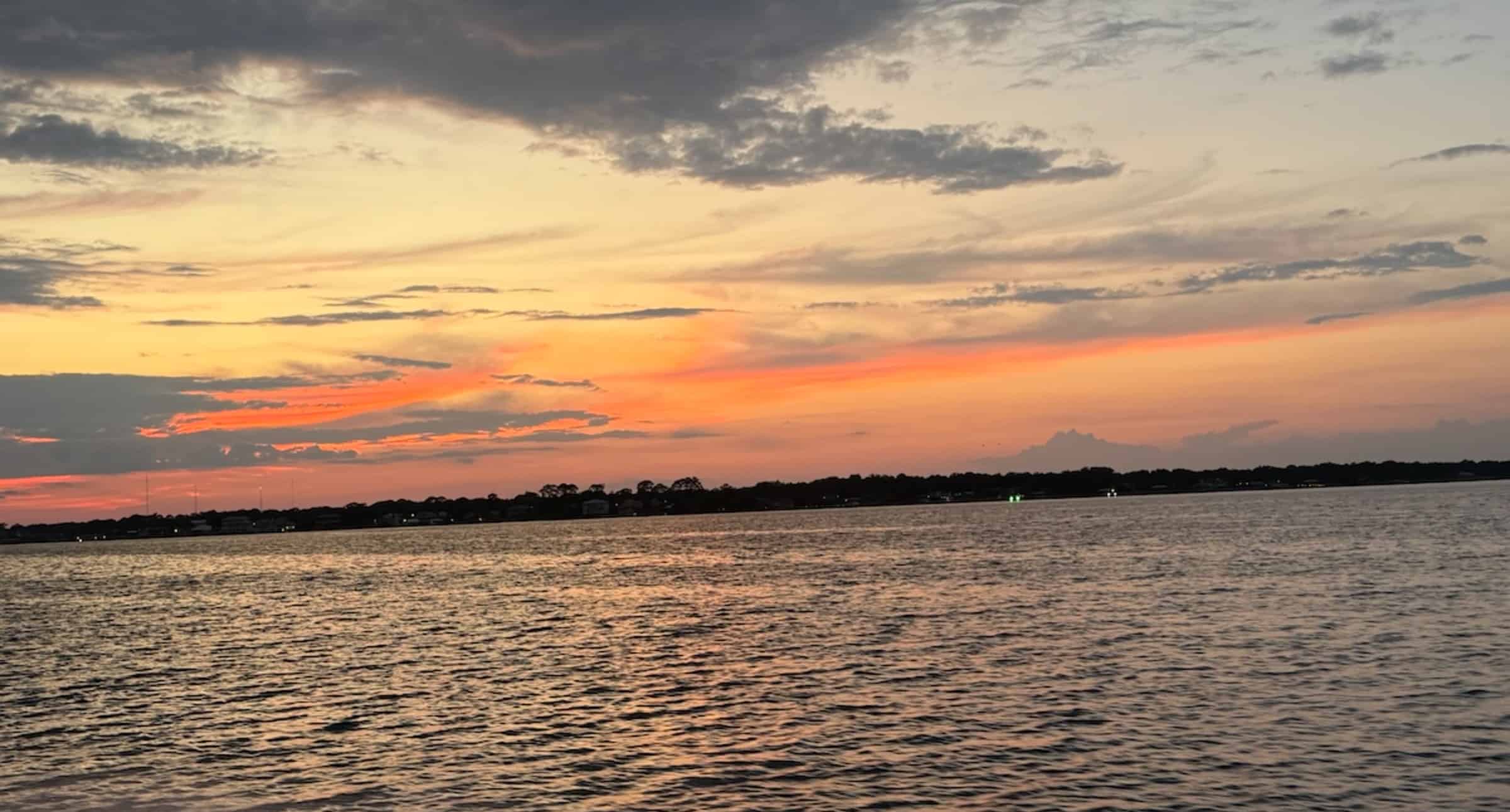 Fort-Walton-Beach-Sunset-Dolphin-Cruise