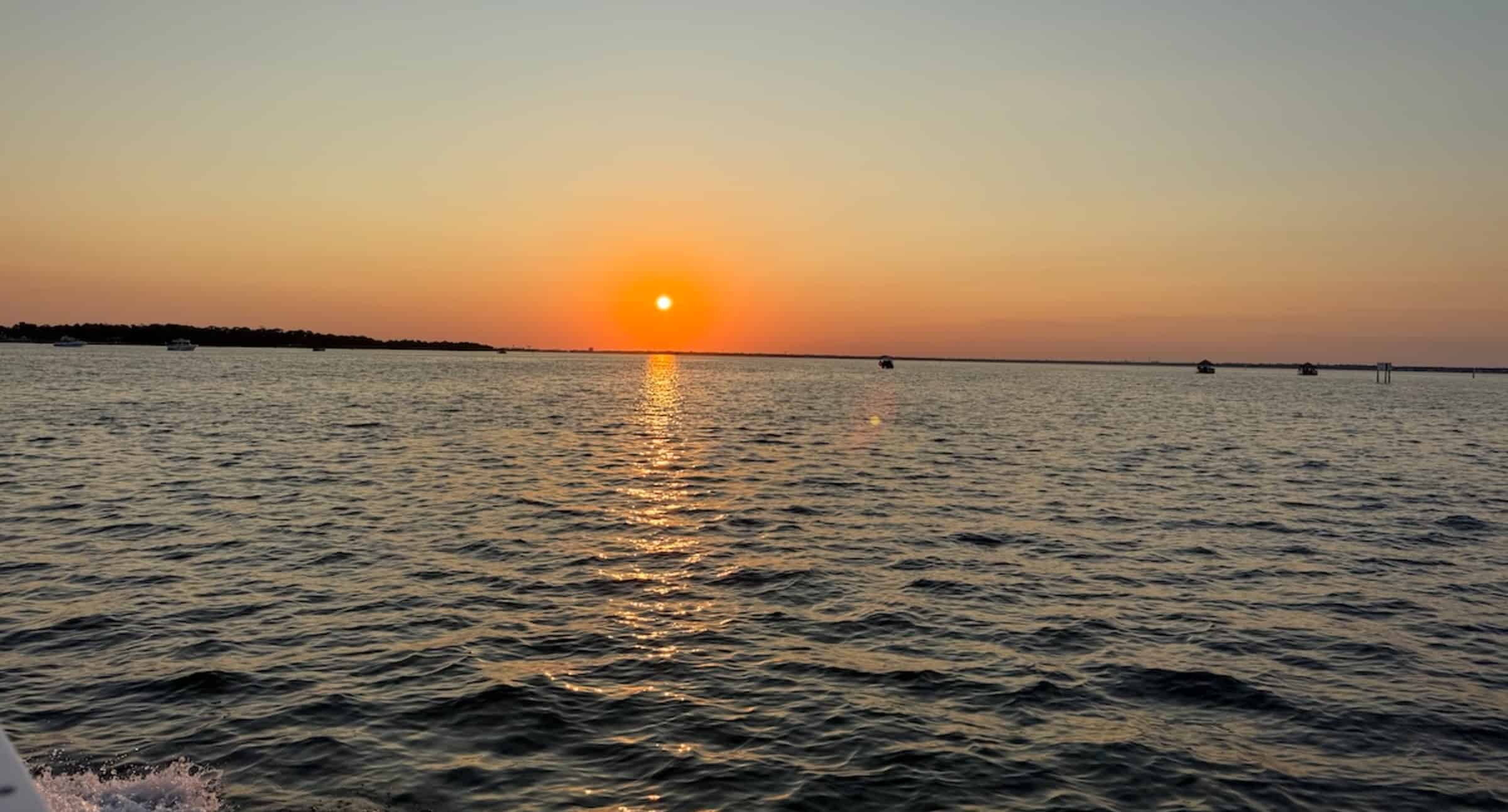 Fort-Walton-Beach-Sunset-Dolphin-Cruise