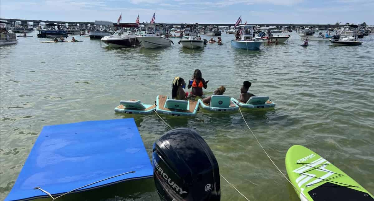 Destin-Crab-Island-Pontoon-Excursion-on-the-Hopper