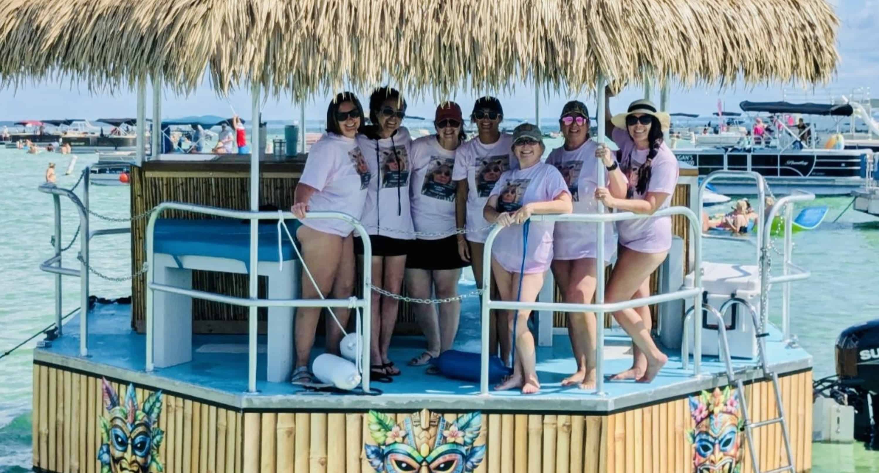 Destin-Top-Shelf-Dolphin-Tiki-Cruise