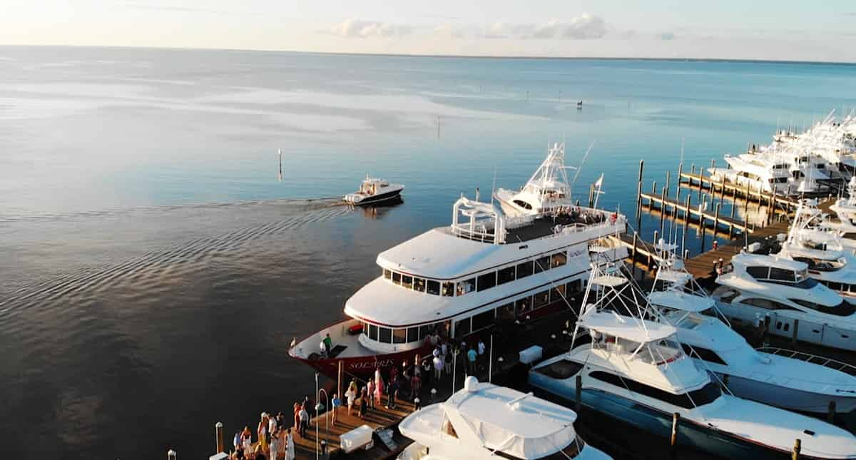 Sandestin-Destin-Fine-Dining-Dinner-and-Dancing-Cruise