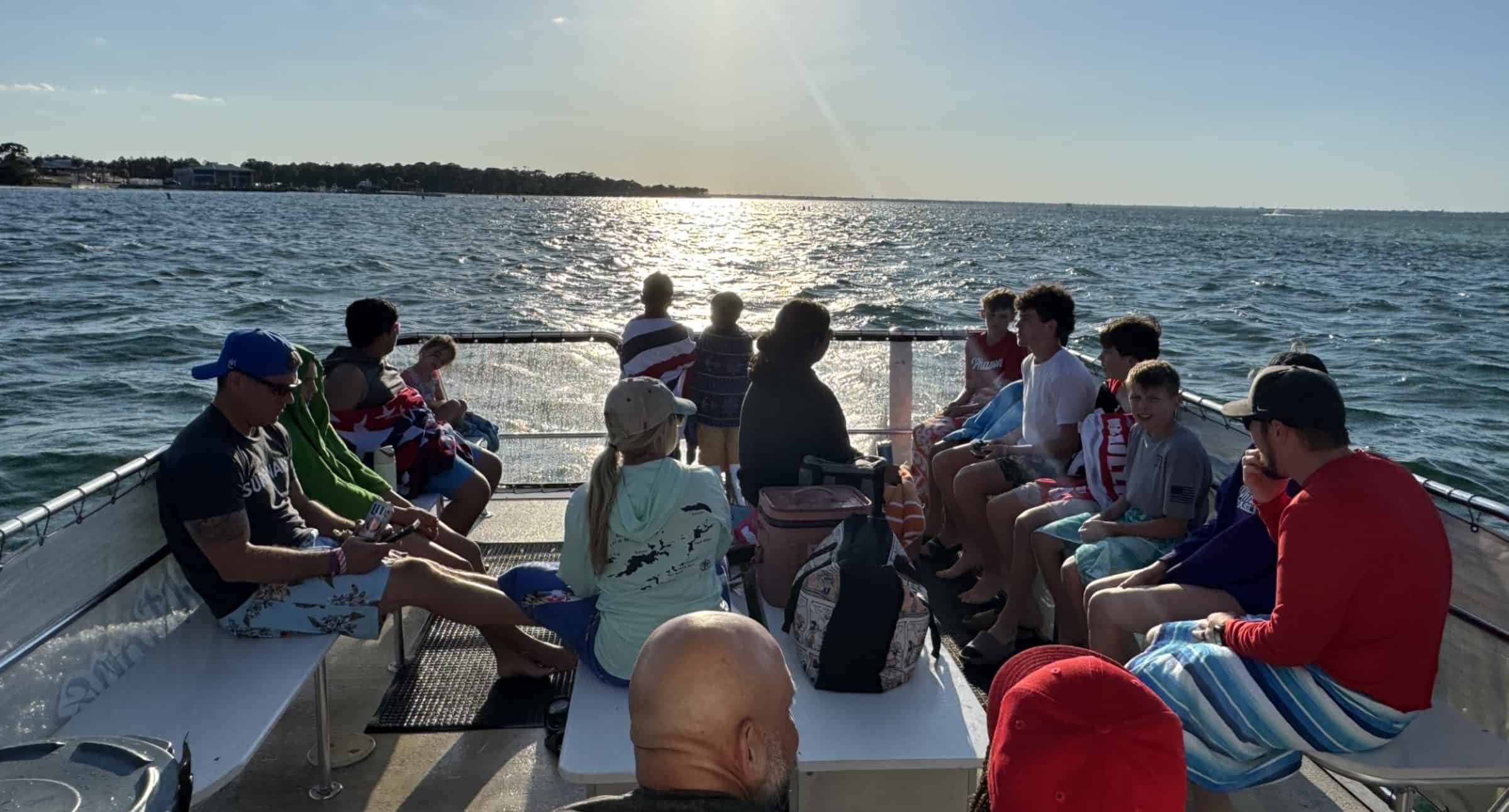 Fort-Walton-Beach-Crab-Island-and-Dolphin-Cruise