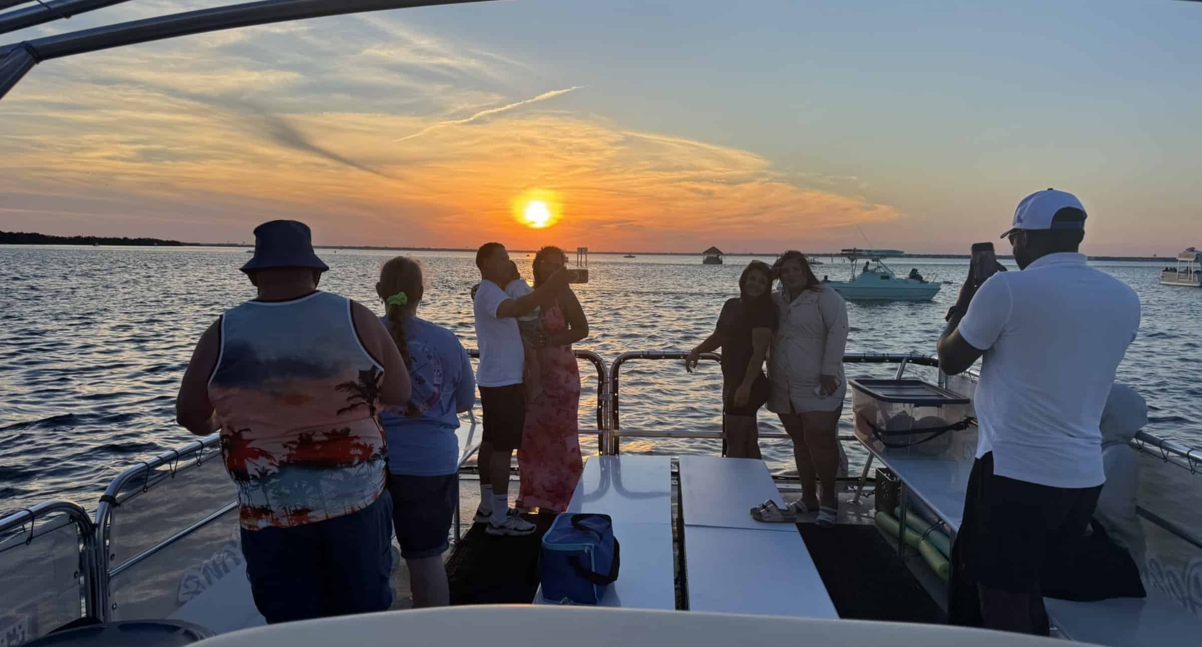 Fort-Walton-Beach-Sunset-Extravaganza-Cruise