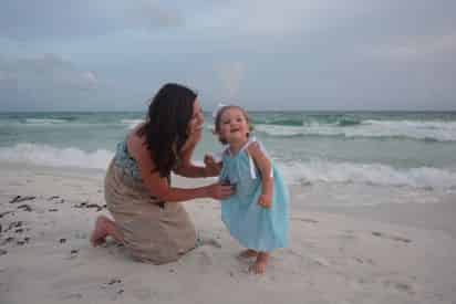 Melanie Barrett Photography Beach Portrait Packages