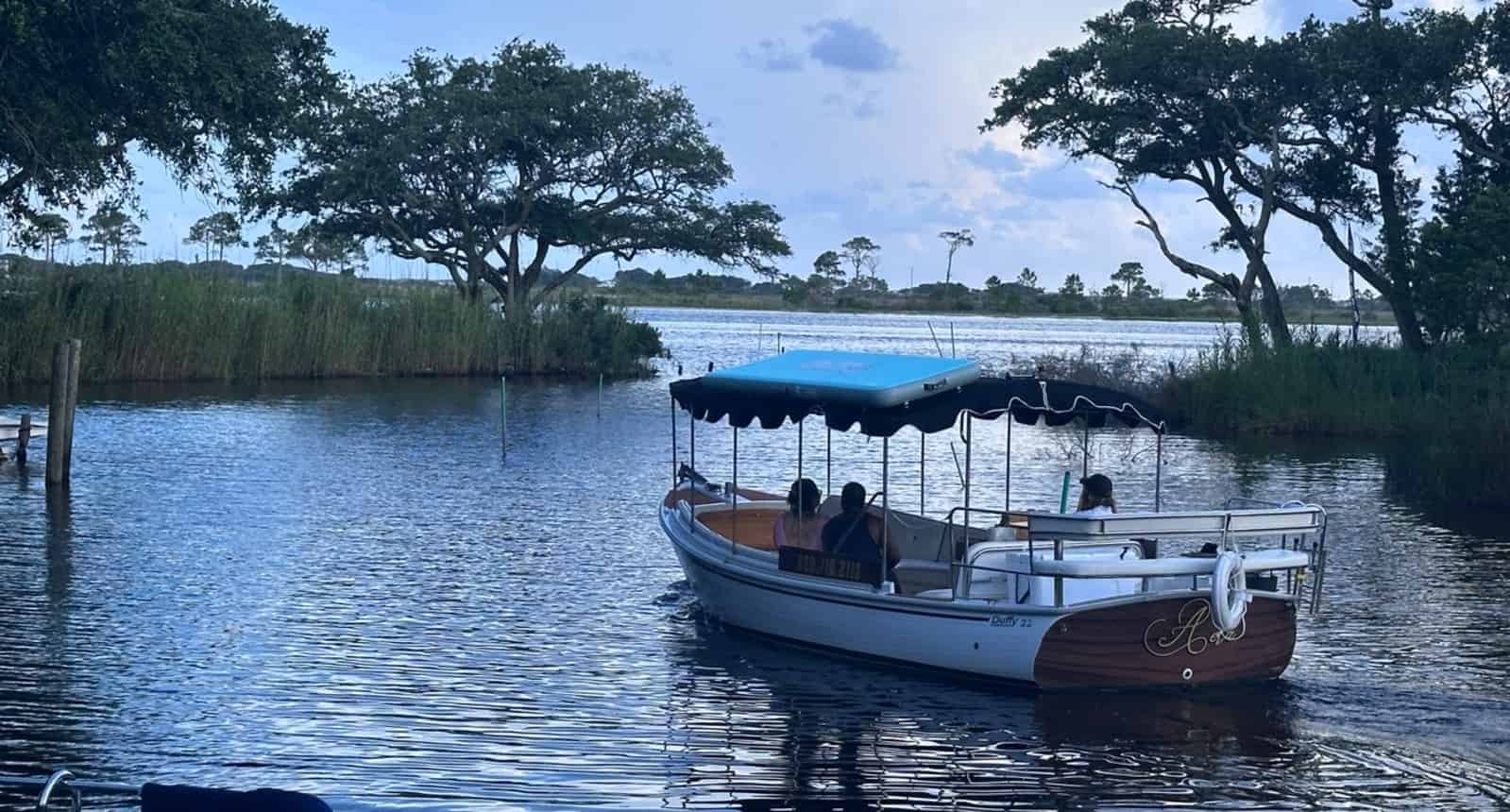 Fort-Walton-Beach-1-5-Hour-Soundside-Cruise