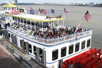 Historical Mississippi River Cruise with Optional Lunch