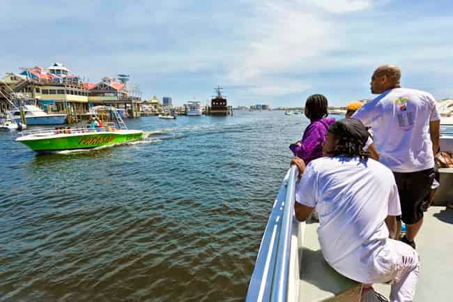 Dolphin-Watch-and-Destin-History-Cruise