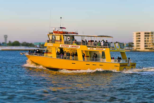 Dolphin-Watch-and-Destin-History-Cruise