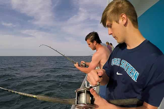 Deep-Sea-Fishing-Party-Boat-in-Destin