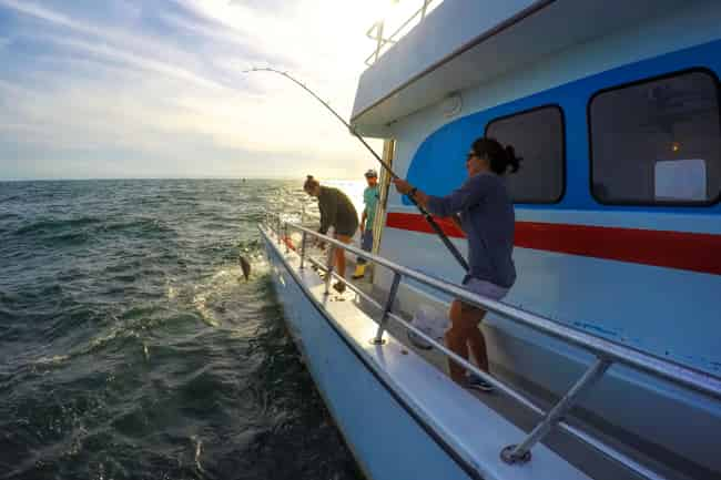 Deep-Sea-Fishing-Party-Boat-in-Destin