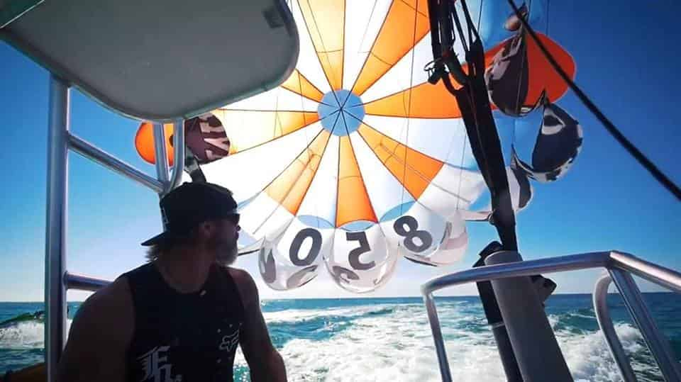 Destin-X-Parasailing-Departing-From-Destin-Harbor