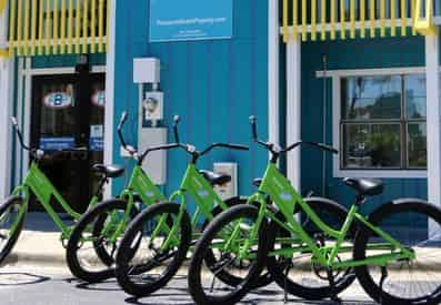 Pensacola Beach Family Bike Rentals - TripShock!