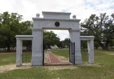 Beauvoir - Jefferson Davis Home & Presidential Library Tour